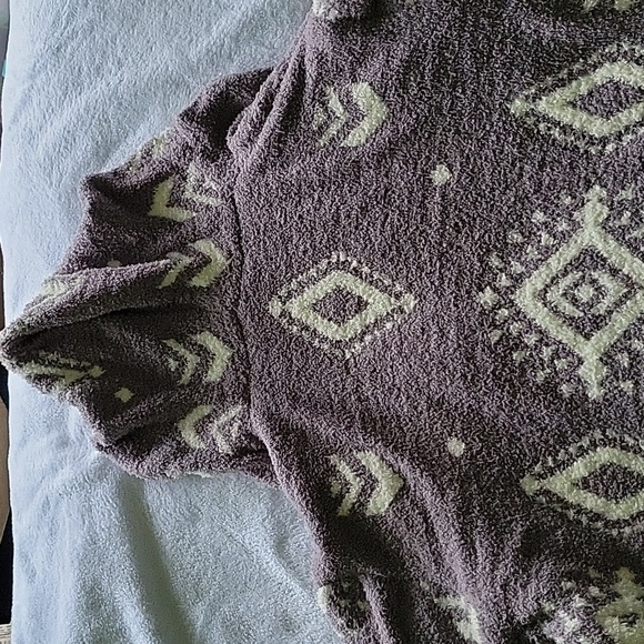 Brand new Aztec Hooded Cardigan - Picture 6 of 7
